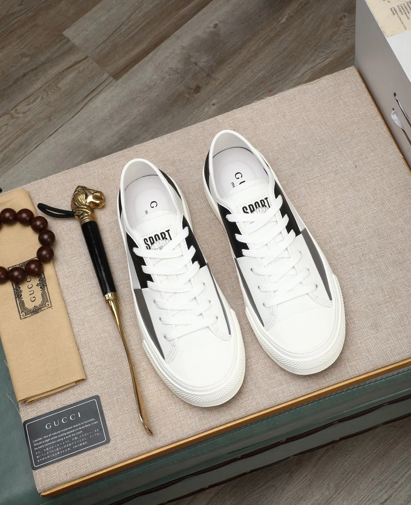Men's men's shoes 💰440 GUCCI🔍🔍The latest model is on sale at the same time at the counter. Original calfskin imported from Italy, genuine leather lining, (high-end, noble, and classy) with exquisite workmanship. Sole: Original sole provided by the original factory, ⚠Exclusive double-layer movable molded sole super comfortable⚠, real shot 🎬The real thing is better🔍🔍"High quality·Follow the order" Code number 38-44